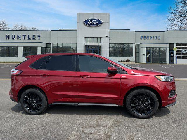 used 2024 Ford Edge car, priced at $32,888