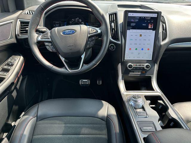 used 2024 Ford Edge car, priced at $32,888