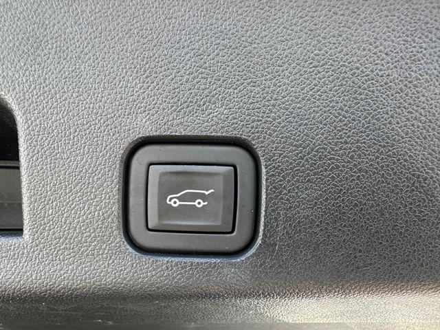 used 2024 Chevrolet Traverse car, priced at $51,888