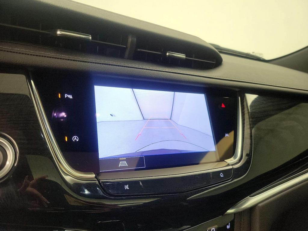 used 2023 Cadillac XT6 car, priced at $43,998