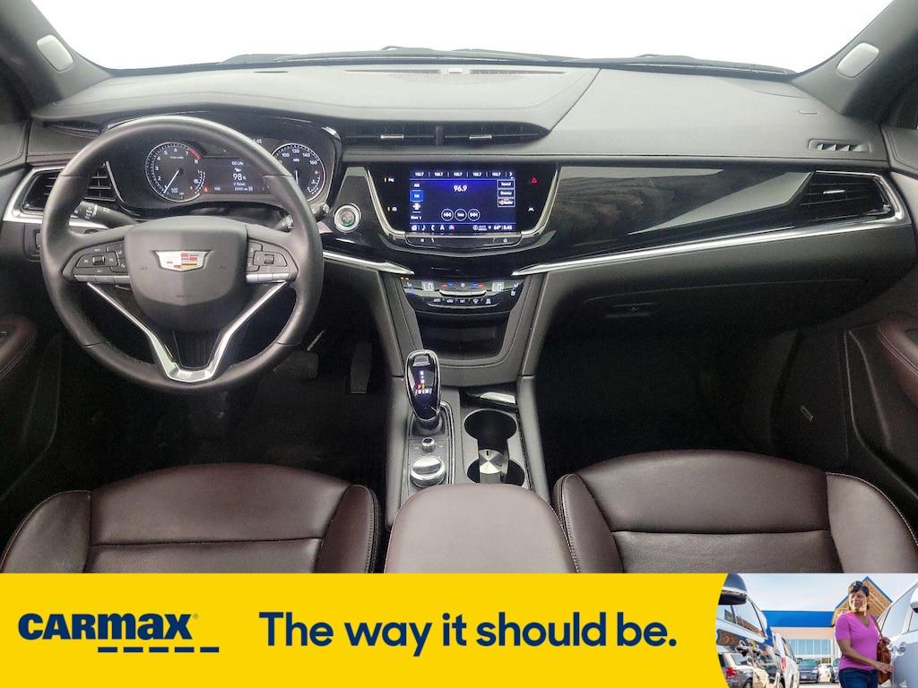 used 2023 Cadillac XT6 car, priced at $43,998