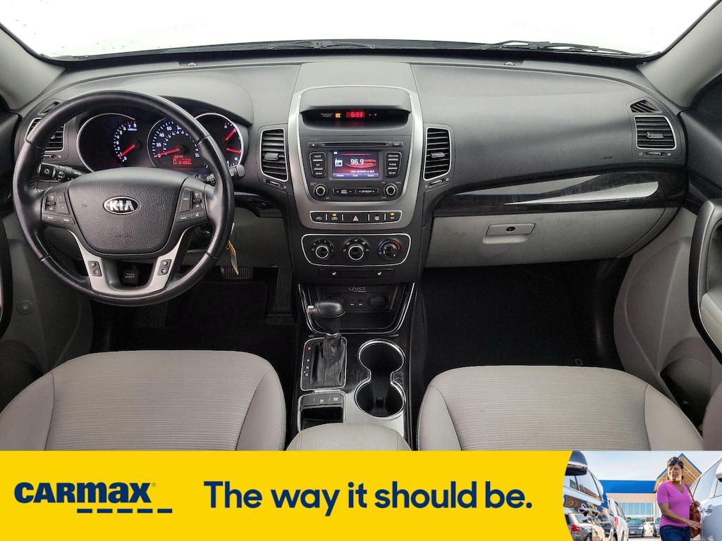 used 2014 Kia Sorento car, priced at $12,998