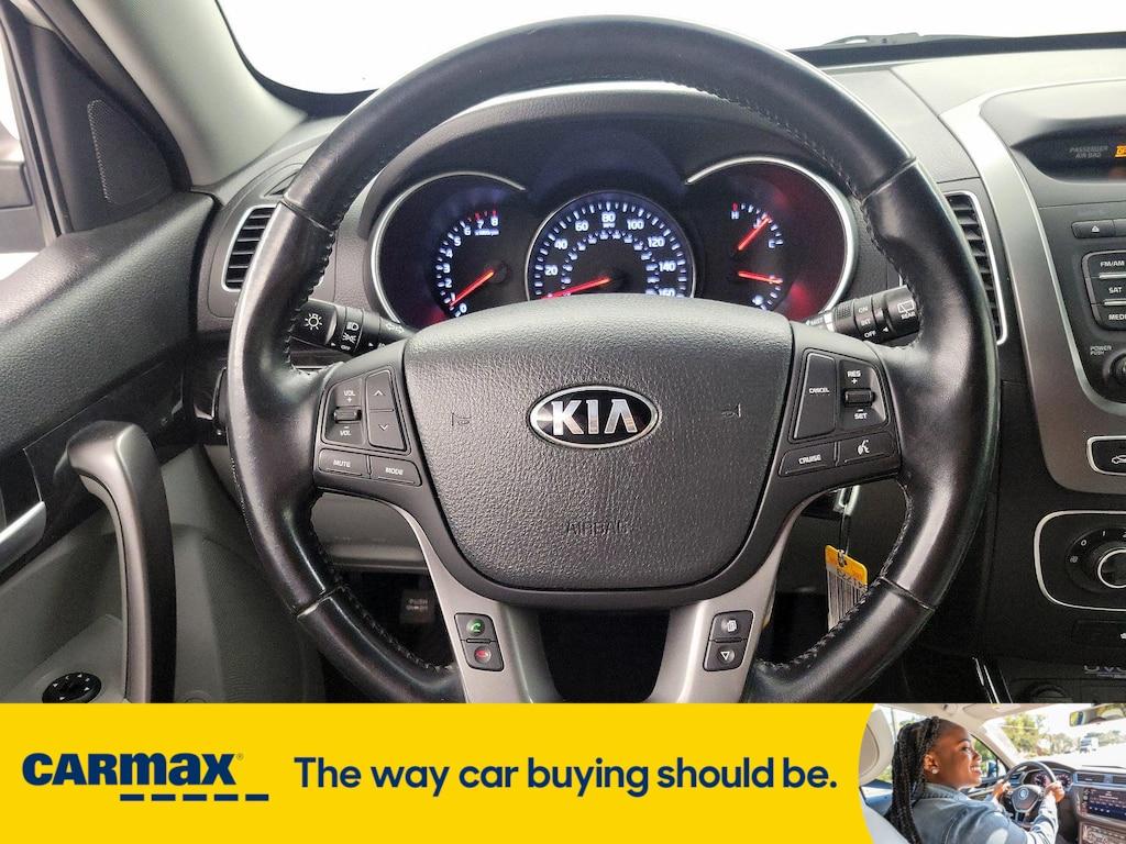 used 2014 Kia Sorento car, priced at $12,998