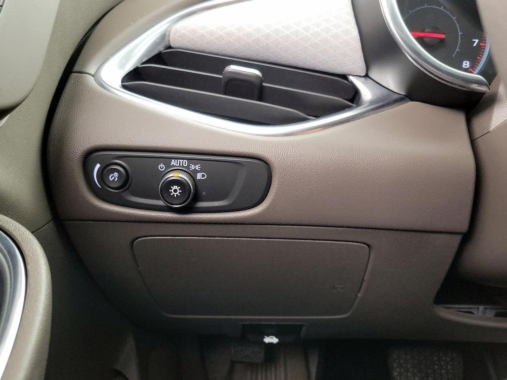 used 2020 Chevrolet Malibu car, priced at $18,998