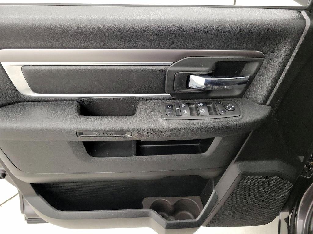 used 2022 Ram 1500 Classic car, priced at $30,998