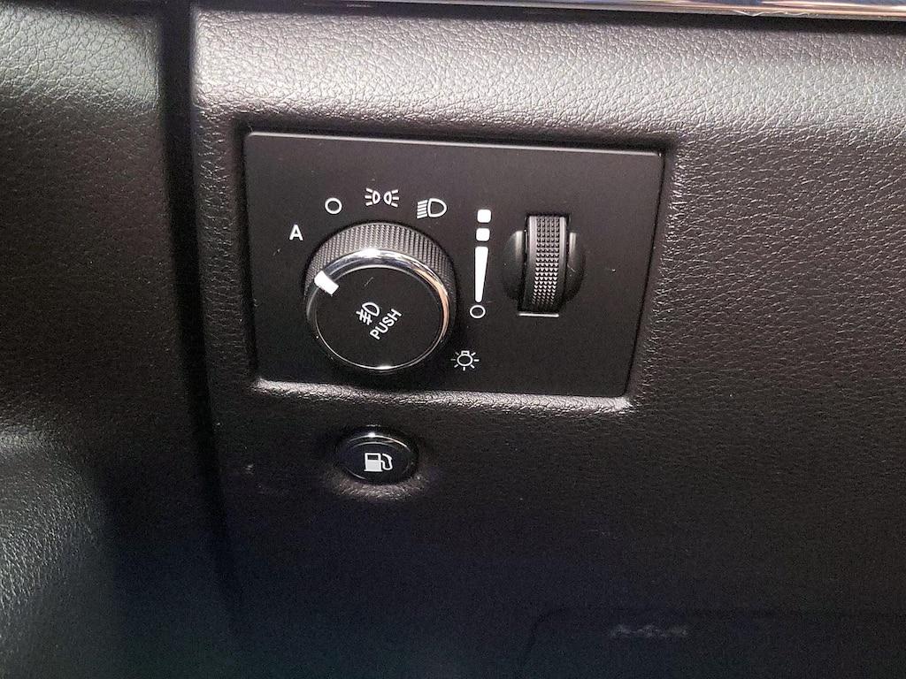 used 2020 Jeep Grand Cherokee car, priced at $27,998
