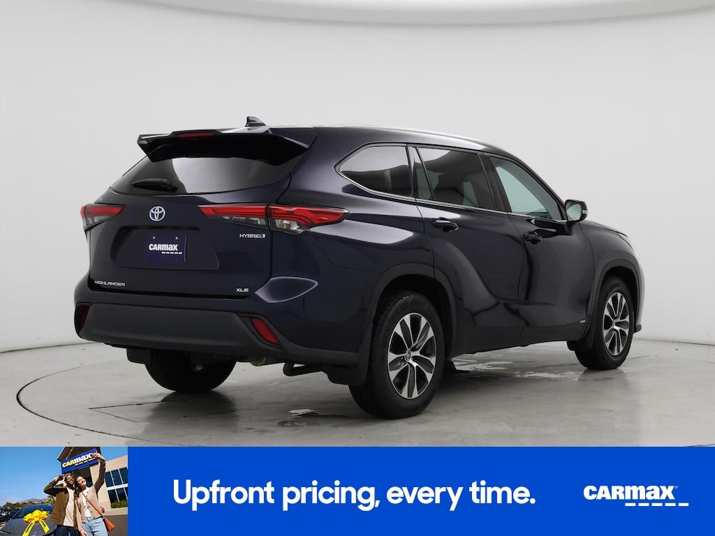 used 2022 Toyota Highlander Hybrid car, priced at $40,998
