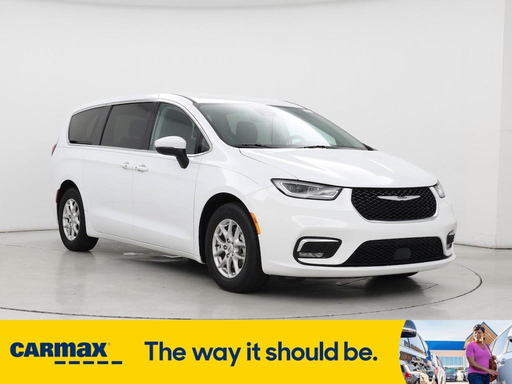 used 2023 Chrysler Pacifica car, priced at $26,998