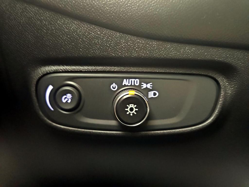 used 2022 Chevrolet Equinox car, priced at $20,998