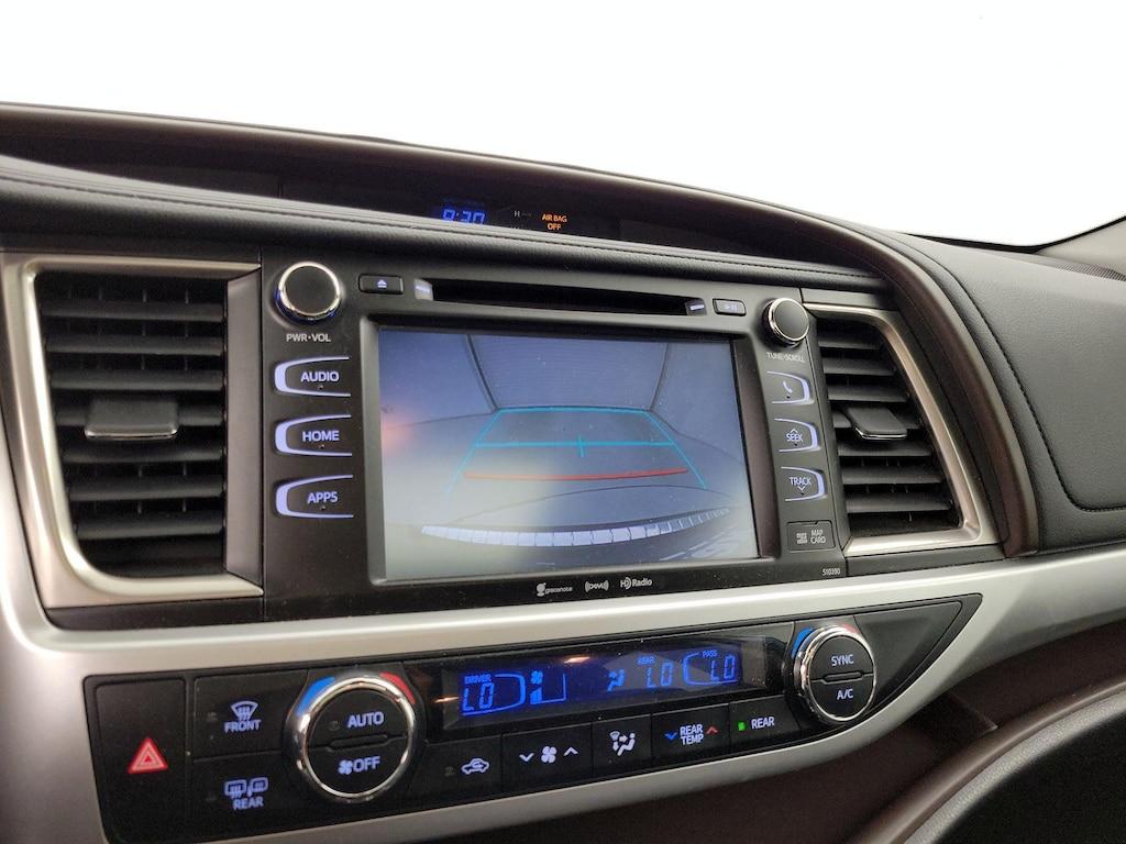 used 2019 Toyota Highlander car, priced at $31,998