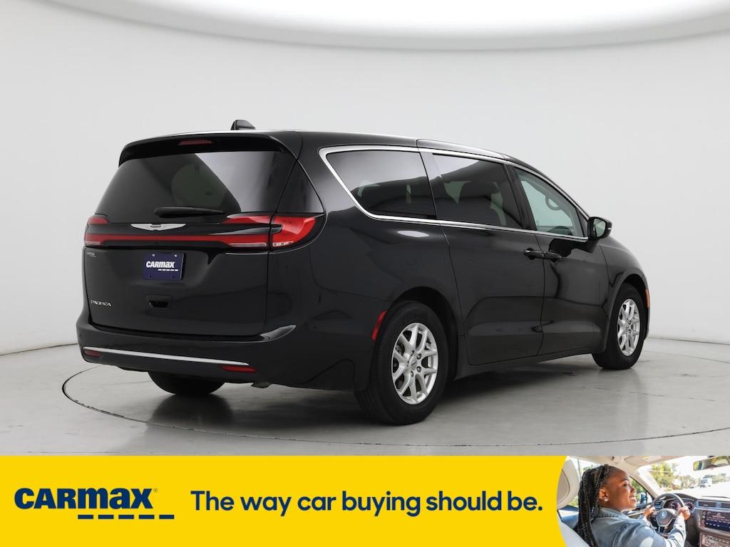 used 2023 Chrysler Pacifica car, priced at $28,998