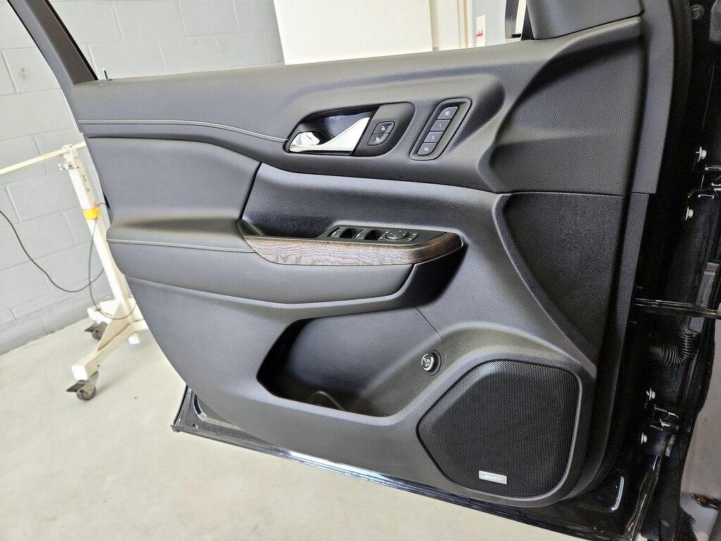 used 2023 GMC Acadia car, priced at $36,998