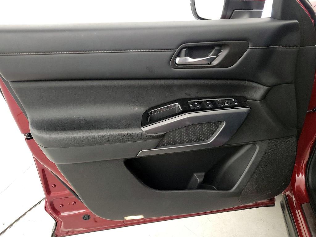 used 2022 Nissan Pathfinder car, priced at $27,998