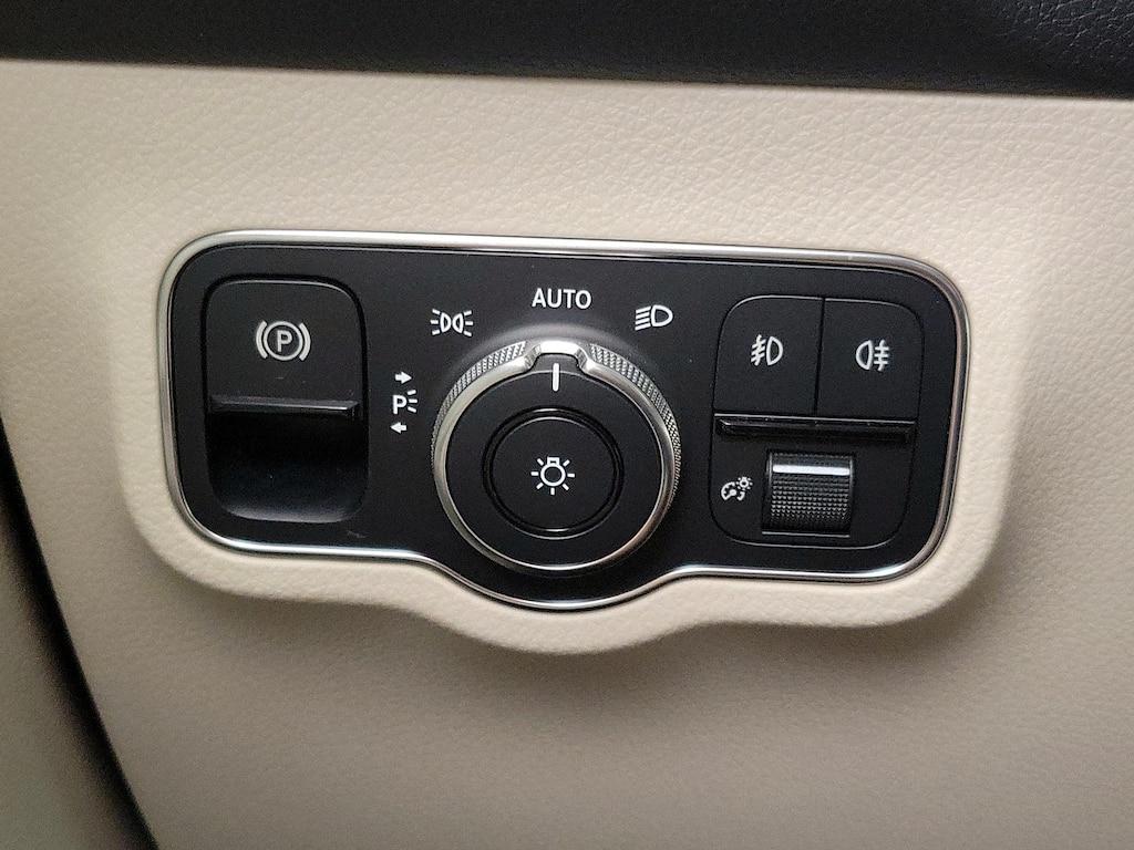 used 2021 Mercedes-Benz GLB 250 car, priced at $29,998