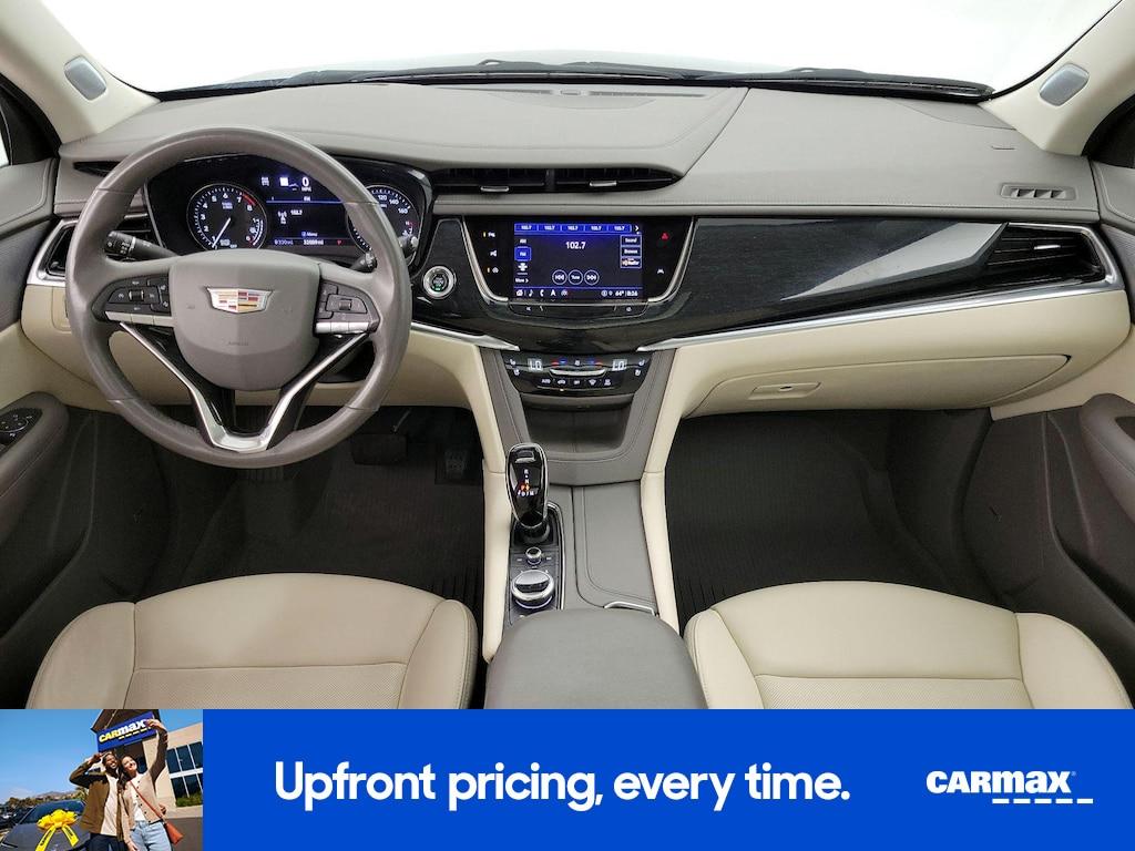 used 2023 Cadillac XT6 car, priced at $42,998