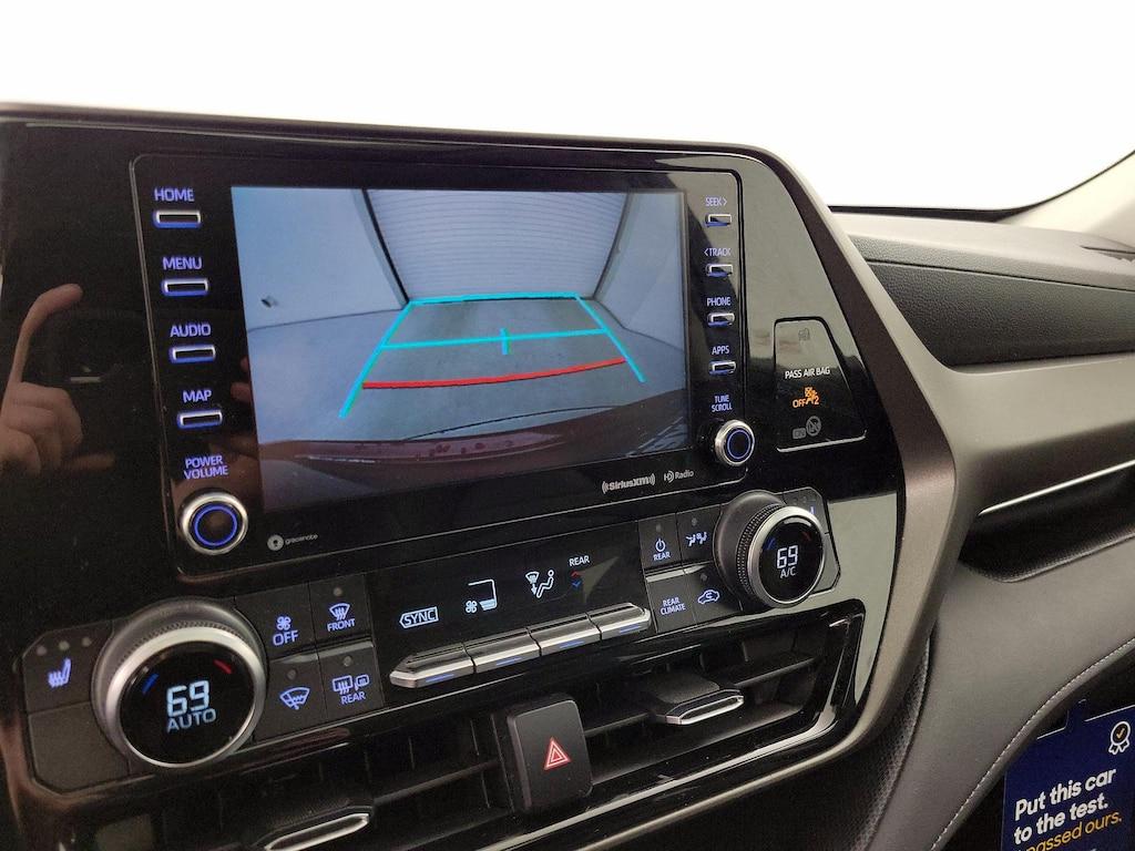 used 2020 Toyota Highlander car, priced at $26,998