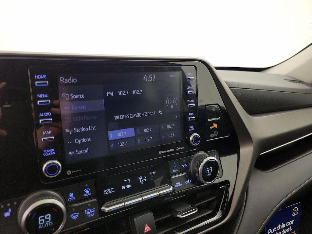 used 2020 Toyota Highlander car, priced at $26,998