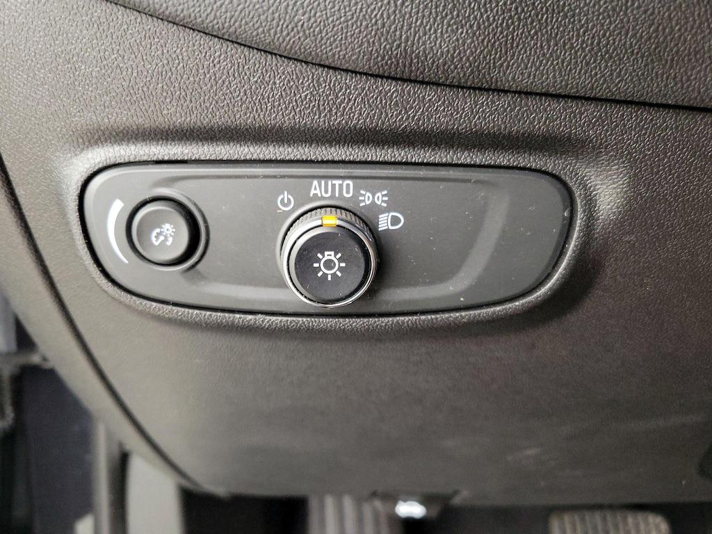 used 2022 Chevrolet Equinox car, priced at $20,998