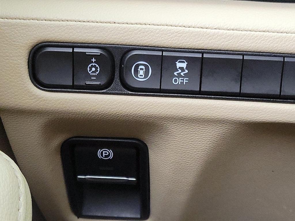 used 2023 Acura MDX car, priced at $42,998