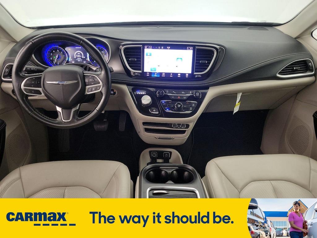 used 2021 Chrysler Pacifica car, priced at $26,998
