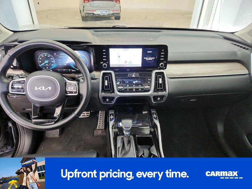 used 2022 Kia Sorento car, priced at $32,998