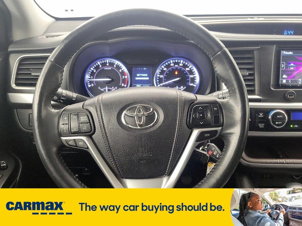 used 2015 Toyota Highlander car, priced at $20,998