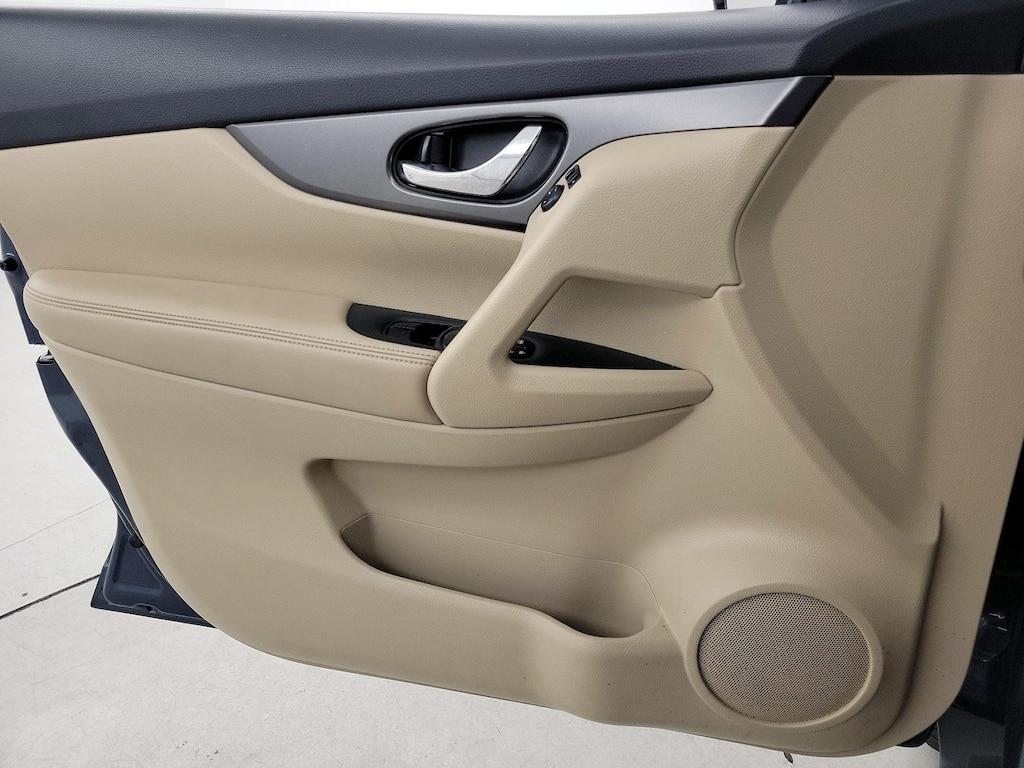 used 2016 Nissan Rogue car, priced at $13,599