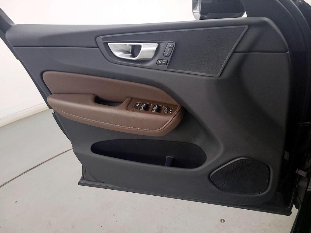 used 2021 Volvo XC60 car, priced at $31,998