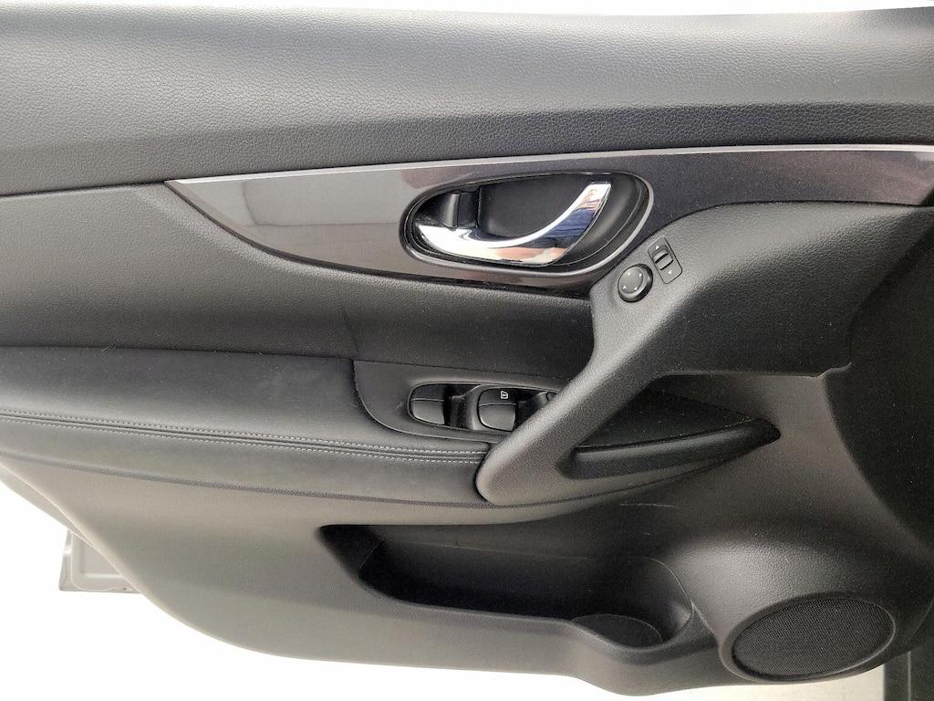 used 2018 Nissan Rogue car, priced at $14,998
