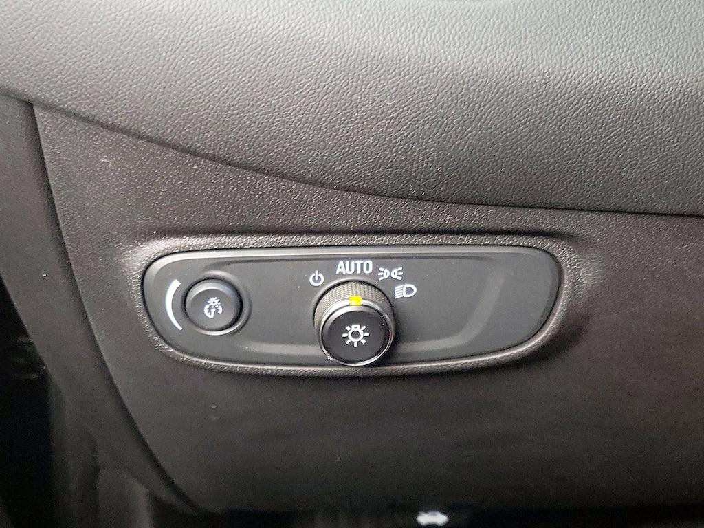 used 2022 Chevrolet Equinox car, priced at $18,998