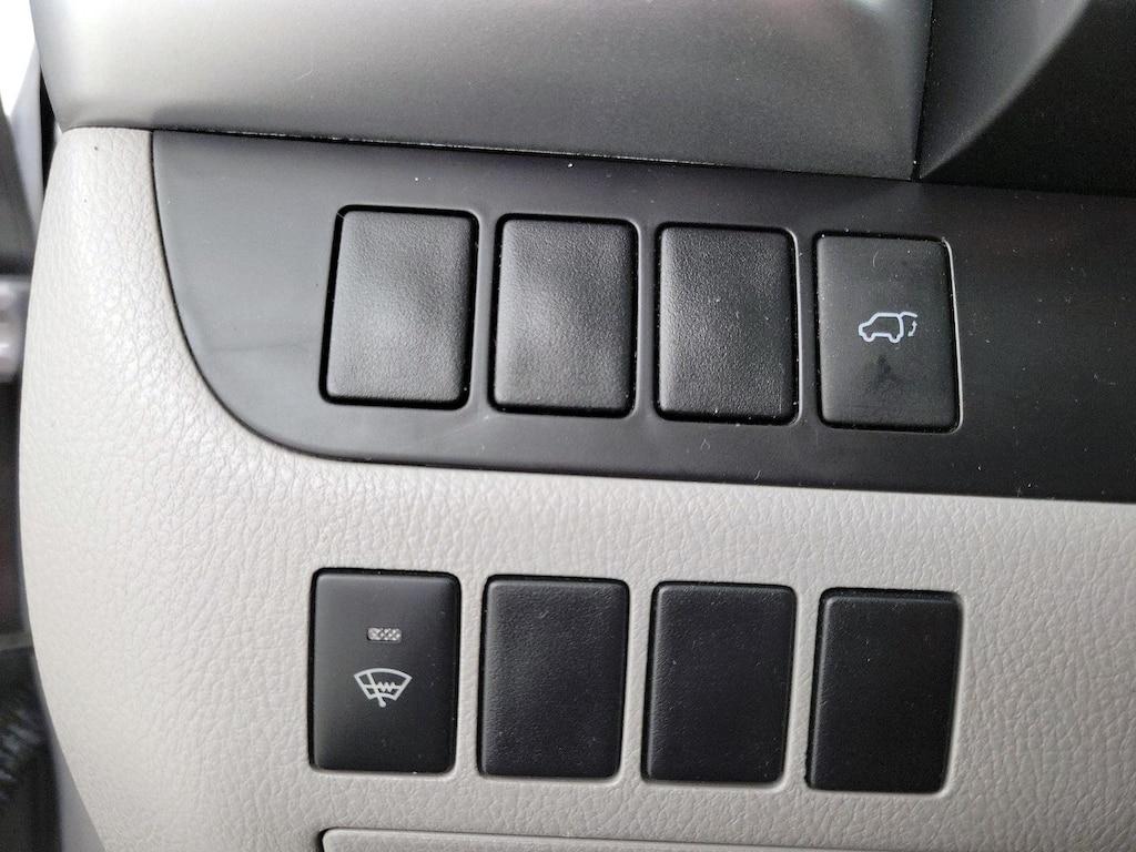 used 2016 Toyota Highlander car, priced at $19,998