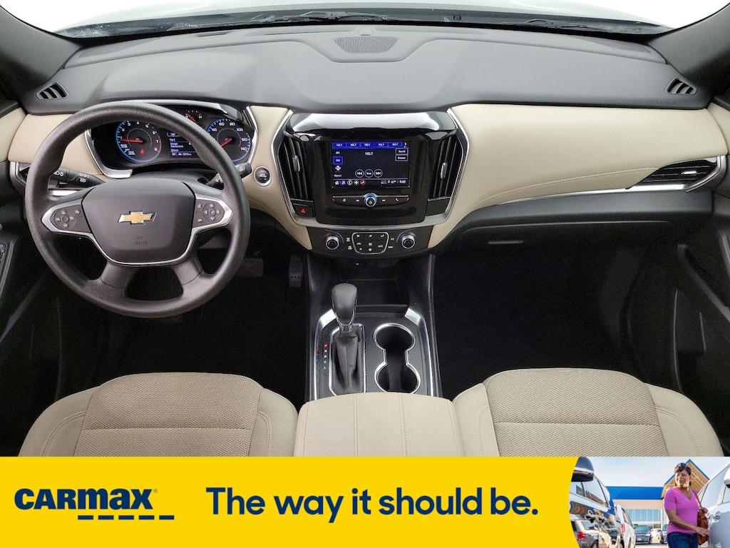 used 2022 Chevrolet Traverse car, priced at $28,998
