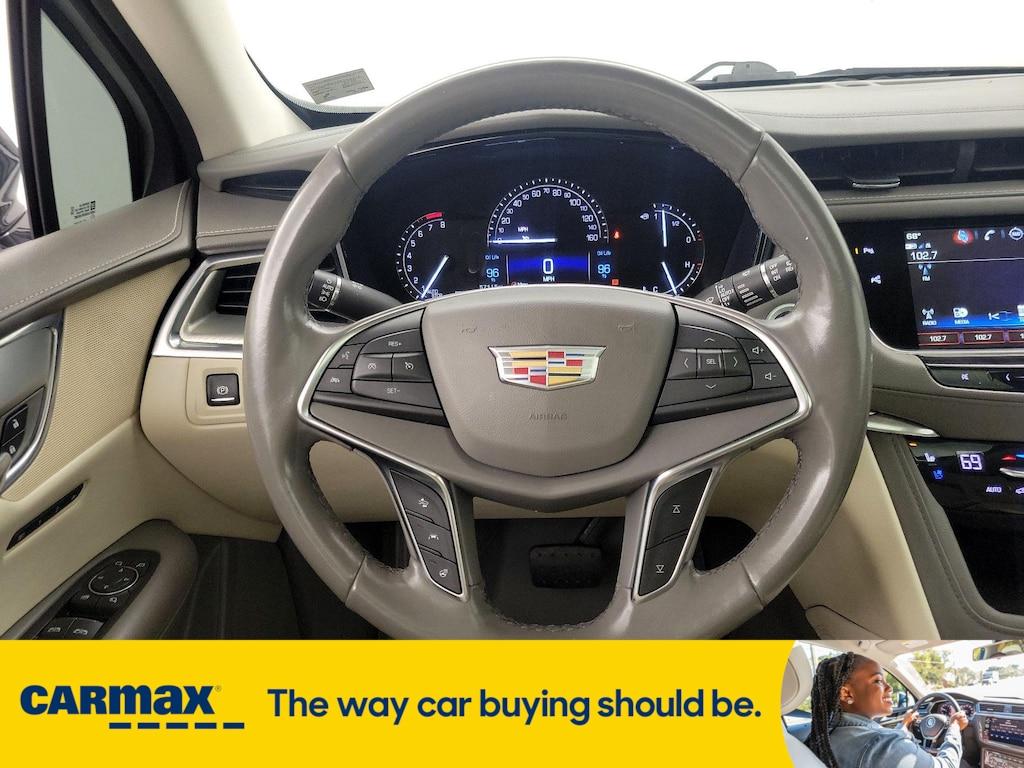 used 2019 Cadillac XT5 car, priced at $24,998