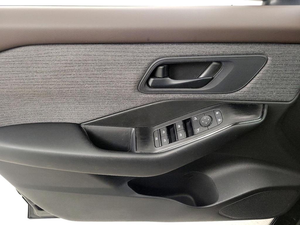 used 2023 Nissan Rogue car, priced at $23,998