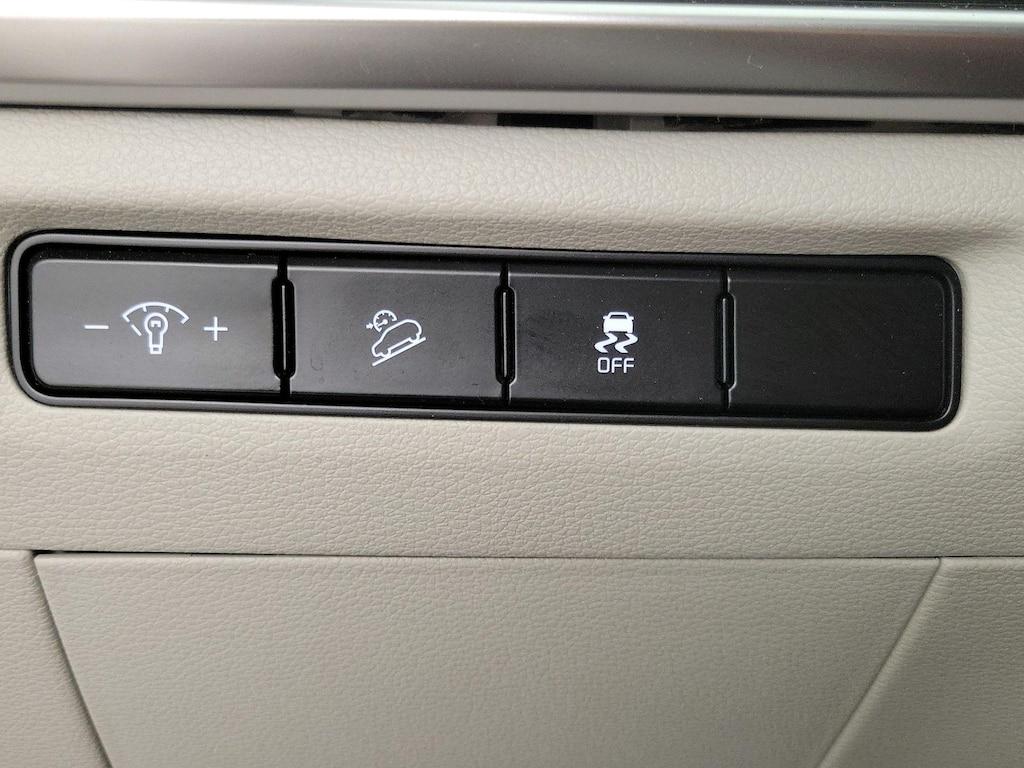 used 2024 Kia Telluride car, priced at $40,998