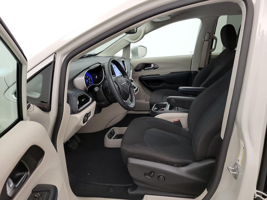 used 2021 Chrysler Pacifica car, priced at $24,998