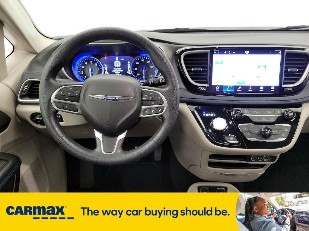 used 2021 Chrysler Pacifica car, priced at $24,998