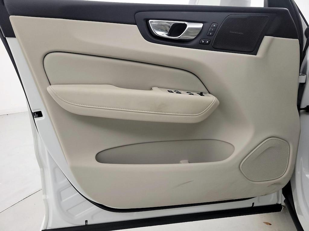 used 2021 Volvo XC60 Recharge Plug-In Hybrid car, priced at $40,998