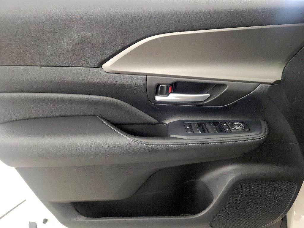 used 2024 Toyota Grand Highlander car, priced at $49,998