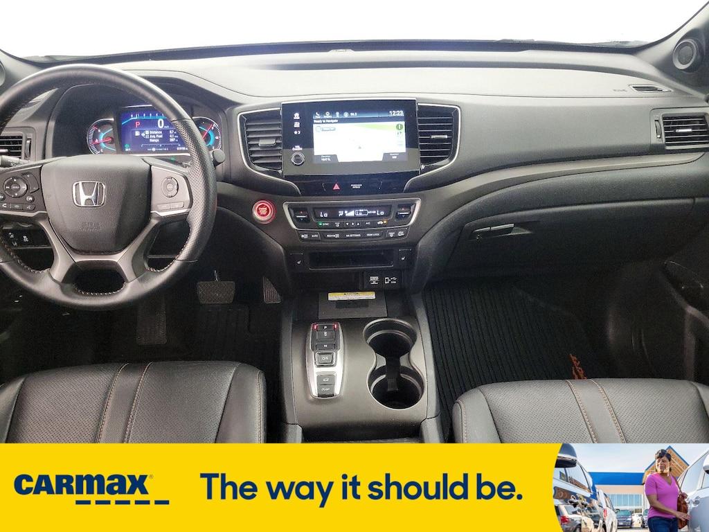 used 2022 Honda Pilot car, priced at $36,998