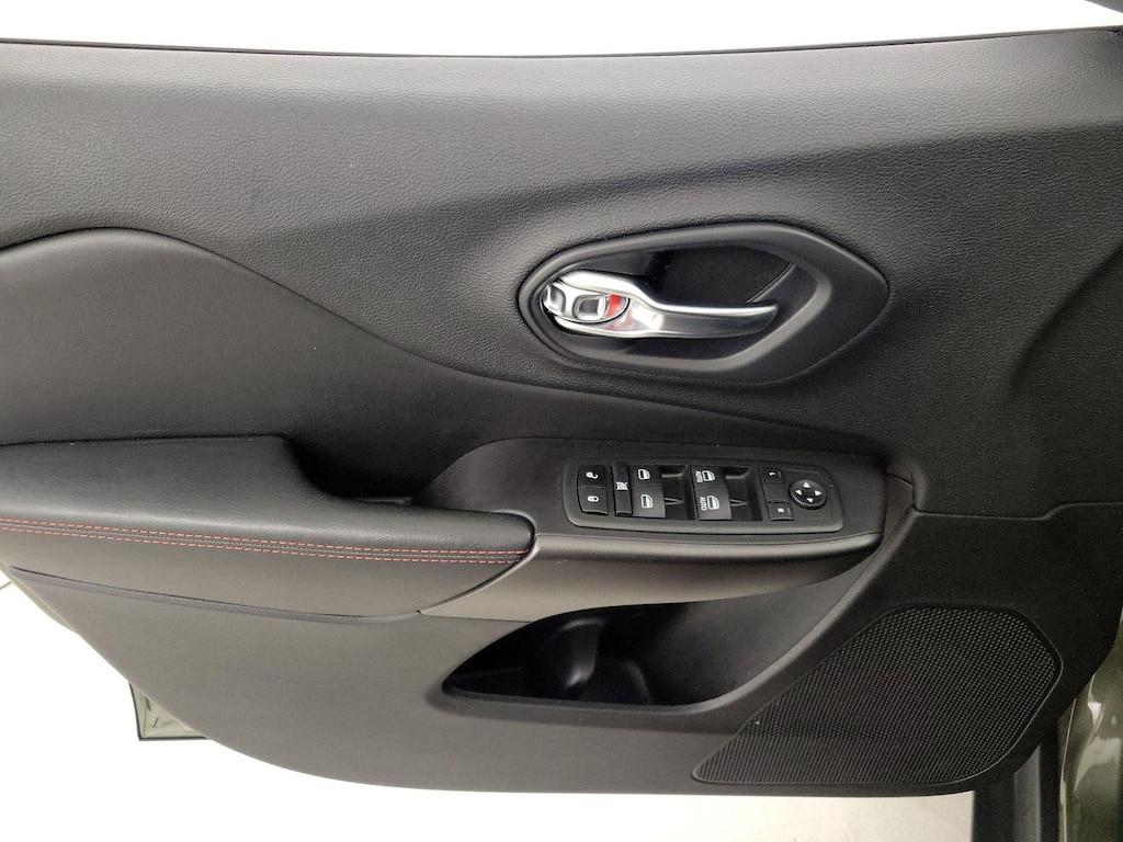 used 2020 Jeep Cherokee car, priced at $23,998