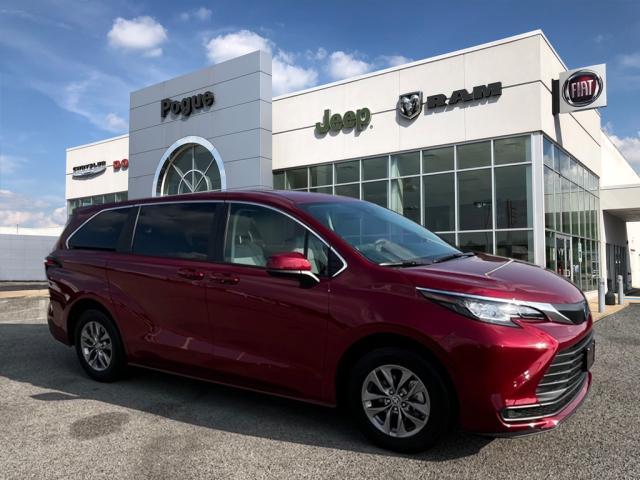 used 2023 Toyota Sienna car, priced at $40,975