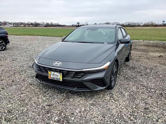 new 2025 Hyundai Elantra car, priced at $24,118