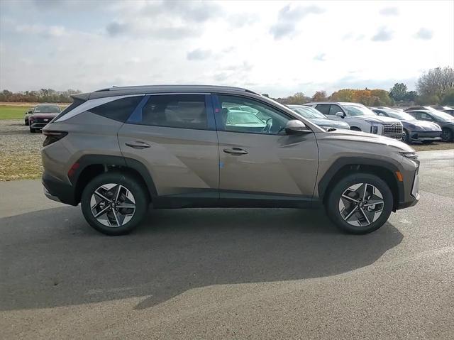 new 2025 Hyundai Tucson Hybrid car, priced at $37,373