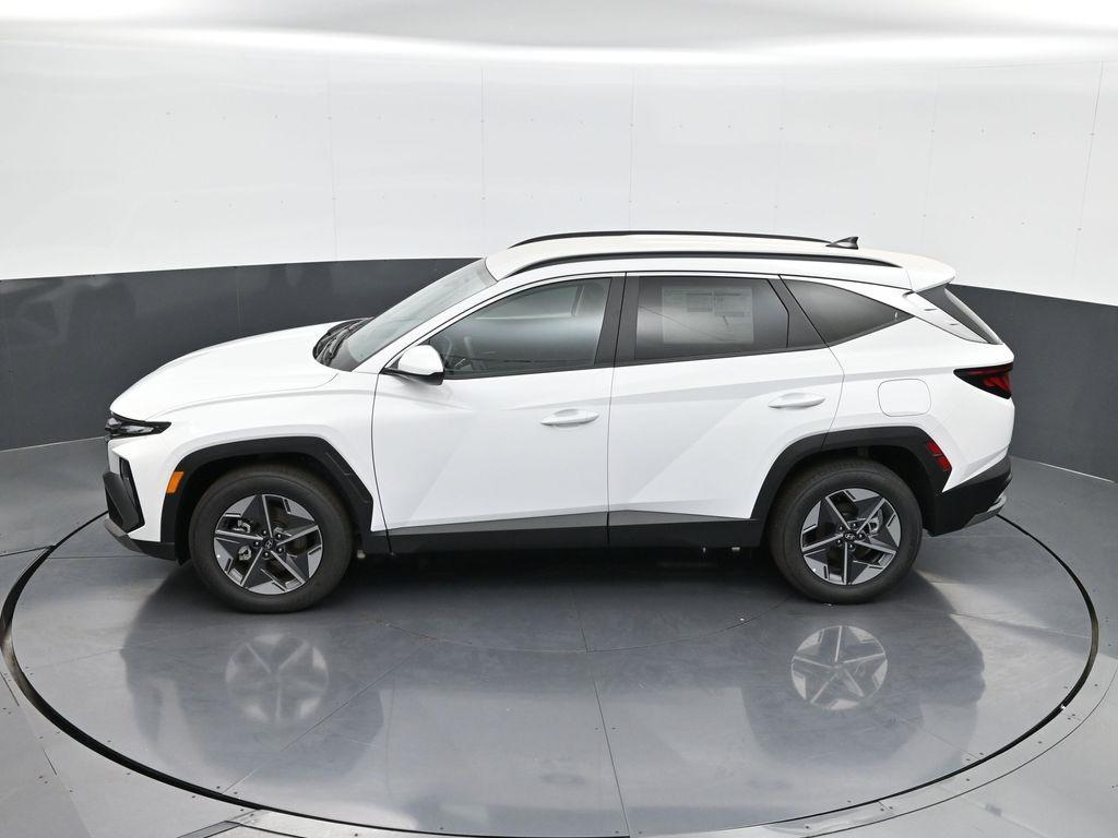 new 2025 Hyundai Tucson car, priced at $31,102