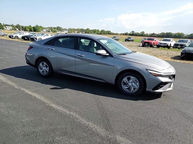 new 2024 Hyundai Elantra car, priced at $23,042