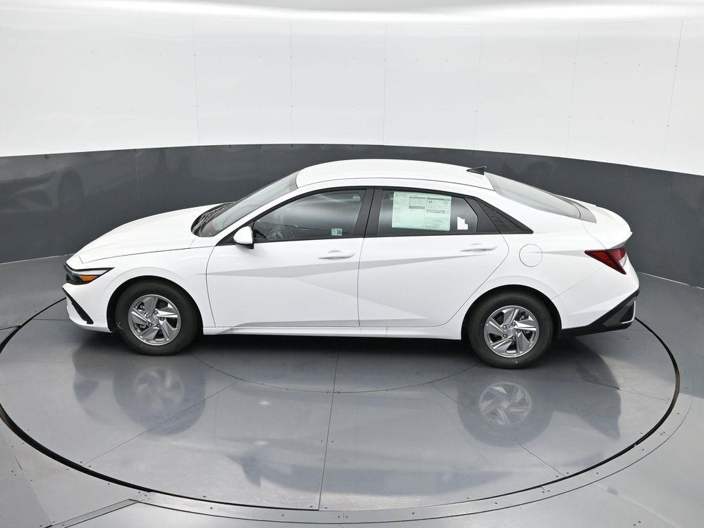 new 2025 Hyundai Elantra car, priced at $22,213