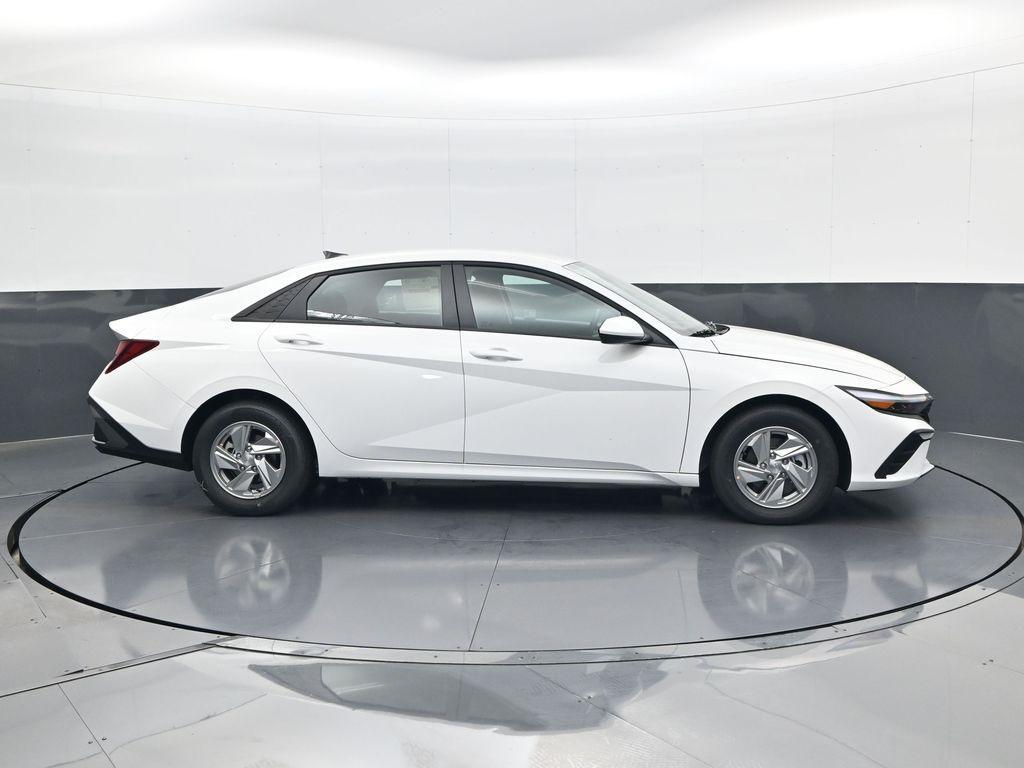 new 2025 Hyundai Elantra car, priced at $22,213