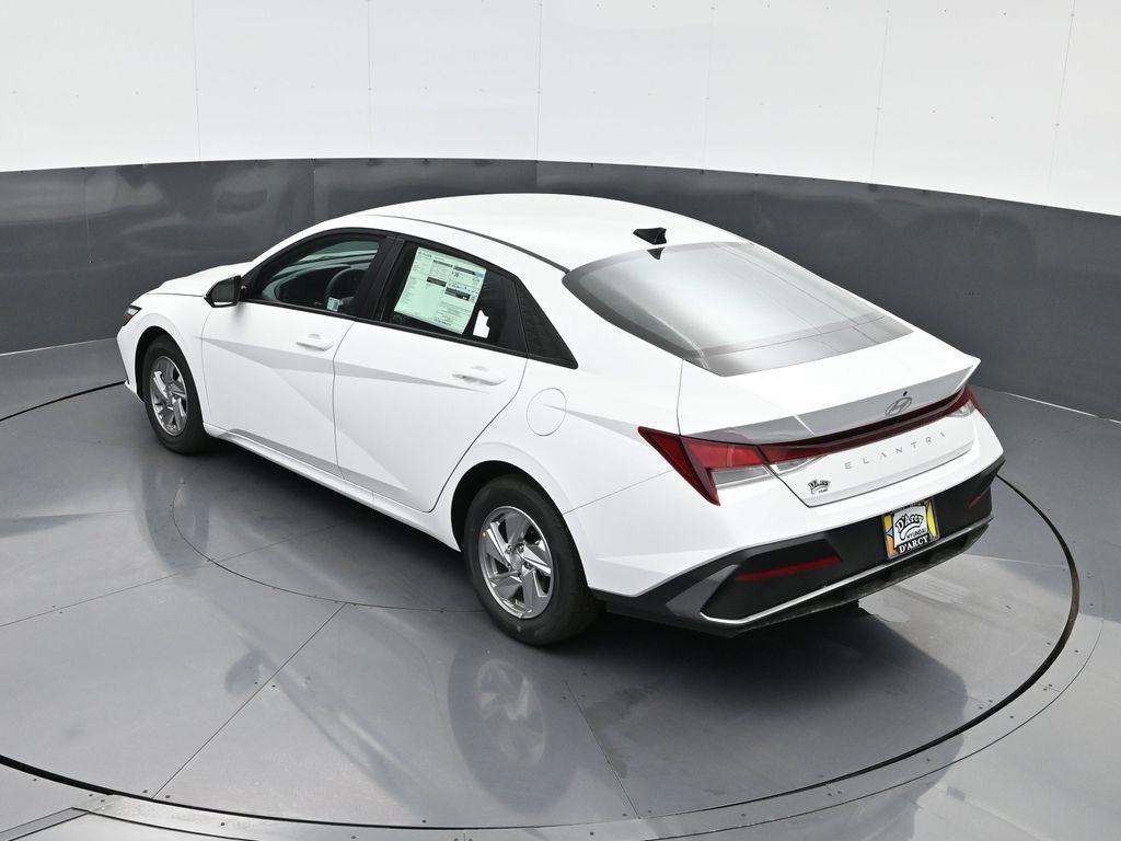 new 2025 Hyundai Elantra car, priced at $22,213