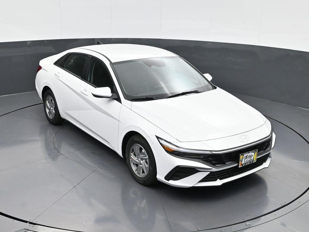 new 2025 Hyundai Elantra car, priced at $22,213